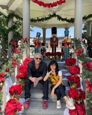 Keiko Agena Instagram - Some shots from today! Hanging with #ToddLowe my TV hubby from #GilmoreGirls. Promos for @up_tv 🌟 The #GilmoreTheMerrier TV binge-a-thon. Coming to you thanksgiving week… 

Make up @makeupbyhendra 
Hair @jayceemnirajd