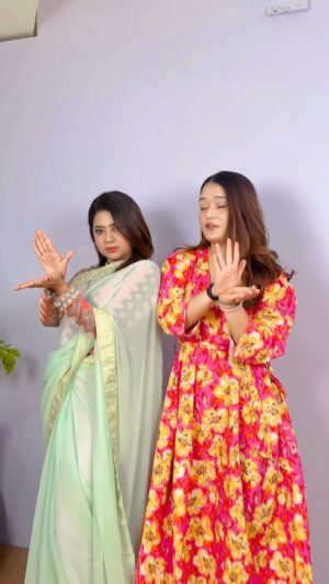 Keki Adhikari Instagram - Haiit Dar lagdo 😱🤯 Jhan movie kasto hola 🤯 
#Boksikoghar -this Fridayy!!! 
 
Do watch full interview on cinepati tv ( Youtube) 🛑
