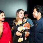 Keki Adhikari Instagram - भोलि शुक्रबारदेखि प्रदर्शनमा आउन लागेको चलचित्र 'बोक्सीको घर'को ग्राण्ड प्रिमियर सम्पन्न भएको छ। निर्माण टिमले बिहीबार काठमाडौंमा एक कार्यक्रम गर्दै प्रिमियर शो सम्पन्न गरेको हो। प्रिमियरमा सयौं चलचित्रकर्मी, कलाकार लगायत संचारकर्मीहरुको पनि बाक्लो उपस्तिथि रहेको थियो। चलचित्रलाई प्रिमियरमा राम्रो प्रतिक्रिया समेत मिलेको छ। सुलक्षण भारतीको लेखन एवम् निर्देशन र केकी अधिकारीको निर्माण रहेको 'बोक्सीको घर'लाई सफलताको शुभकामना।❤️🙌 Keki Adhikari Boksi ko Ghar -बोक्सीको घर #boksikoghar #PremiereShow #KekiAdhikari #PrakashSaput #DipashreeNiraula #PradeepBhattarai #TridentConcept