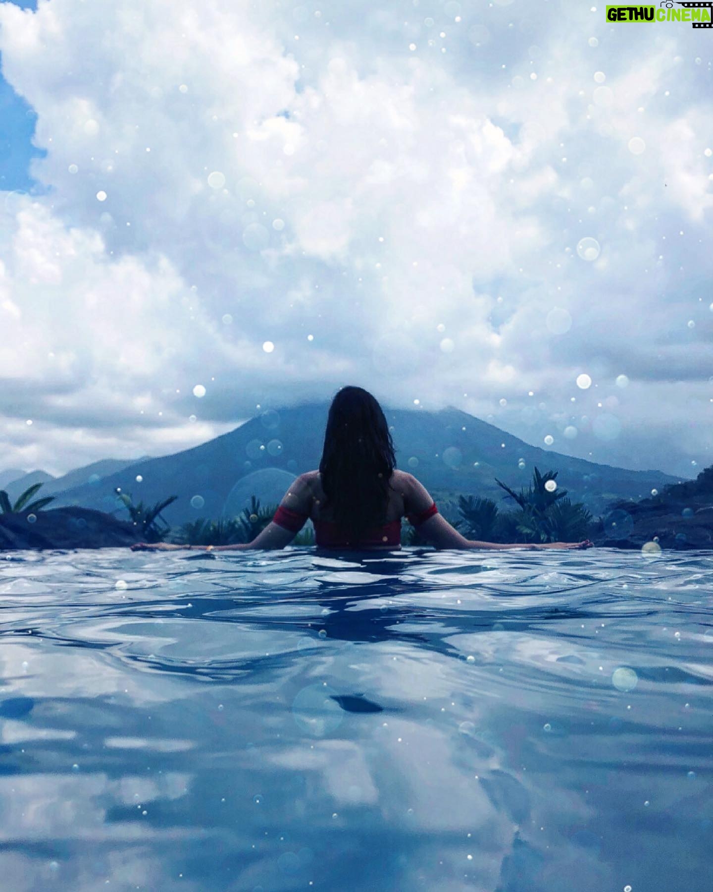 Kelen Coleman - 1.8K Likes - That blue on blue volcano view
•
#Nature #costarica #travel #lafortuna #arenal #arenalvolcano #ggt #girlsguidetotravel #water #pool #puravida & also all thanks to my beautiful friend @alexrose720 for the rec of this lovely place.