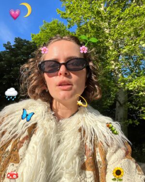 Kelley Heyer Instagram - Blimey!