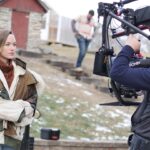 Kelley Jakle Instagram - Snapped by the multitalented @amiliakspicer. What a joy to get to have her on set with us in Gettysburg!