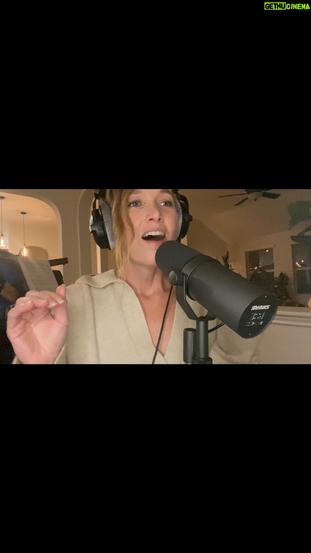Kelley Jakle Instagram - More unhinged content from my Patreon! This was from my a cappella release of “Lo, How a Rose E’er Blooming” in December, which I thought was going to be a breeze….but everything from creating the arrangement to recording the harmonies went like this. 😂 New music and BTS videos are out every month at patreon.com/kelleyjakle