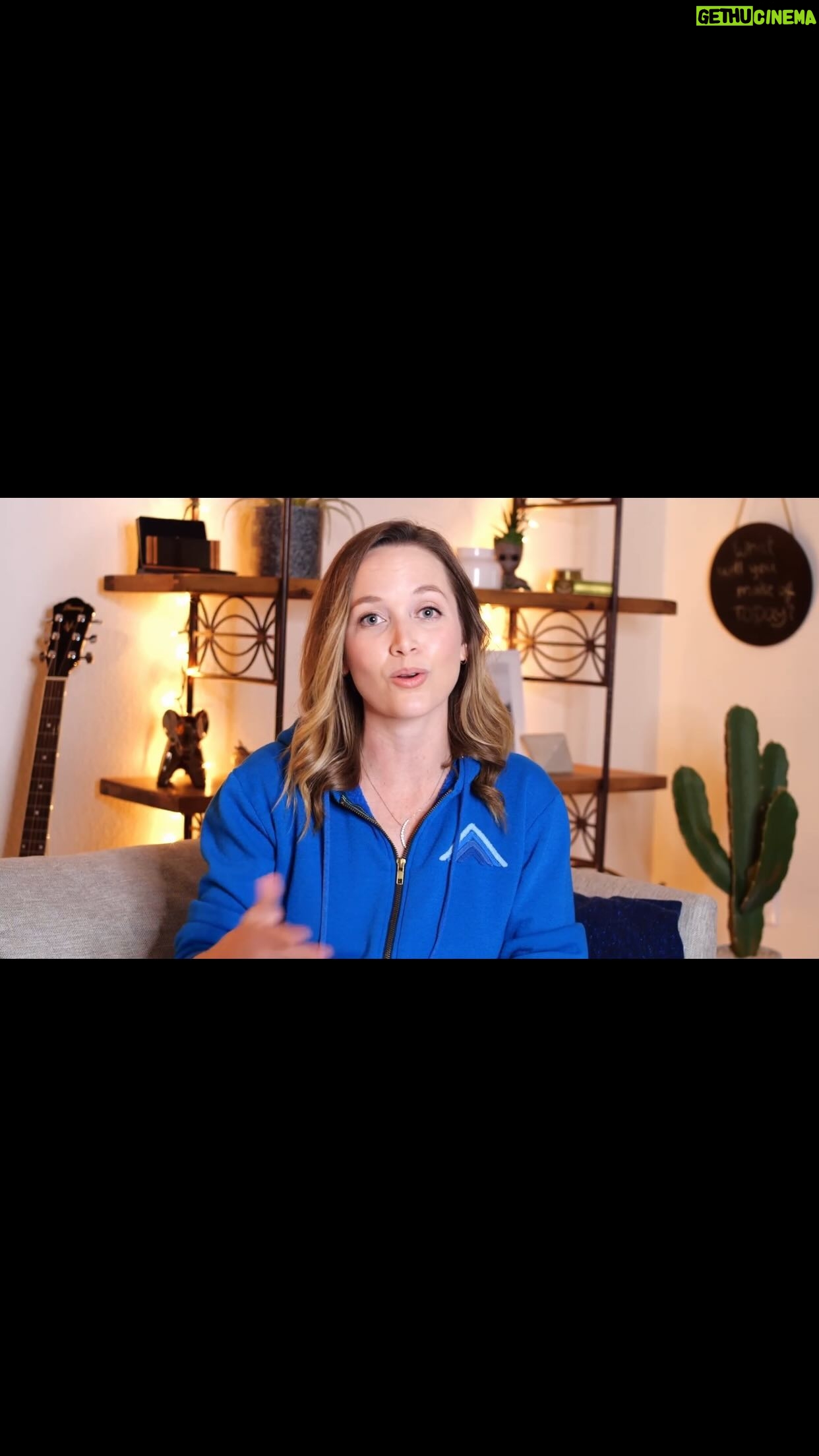 Kelley Jakle Instagram - So many Americans are in a constant struggle to make ends meet. Thankfully, as of July 1st, nineteen states and localities raised their minimum wages. Hurray progress! Now letโs see more of it ๐ ๐ฅ: @markhapka