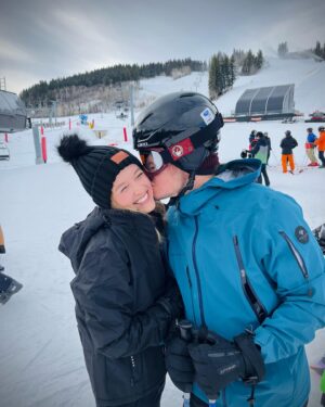 Kelley Jakle Instagram - There is no way to properly express my gratitude to the Ganzis @melissaganzi & @marcganzi, @stregisaspen, @aspensnowpolo & @aspenvalleypolo for another epic weekend cheering on the world’s best polo players. It’s an honor to be a part of it, and it’s pure joy to get to make new friends and memories every year. ❤️ A real crime that I could only choose 10 photos, but reel queen @chrissiefit captured our experience pretty darn properly on her page. Thank you also to @ryannlanel @karen_millen and @hutch_design for helping me dress up all weekend!