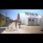 Kelley Jakle Instagram - PT 2: What an honor it was to go out to @toofound to learn about all of the amazing work they continue to do for the Austin community! It’s the vital contributions of organizations like The Other Ones Foundation alongside larger governmental policies and changes that can help ensure no one is unhoused. Big thanks to @jeffhortillosa for chatting with us and showing us around! 🙏To learn more go to toofound.org and/or follow the link in my bio to donate! 🎥: @markhapka