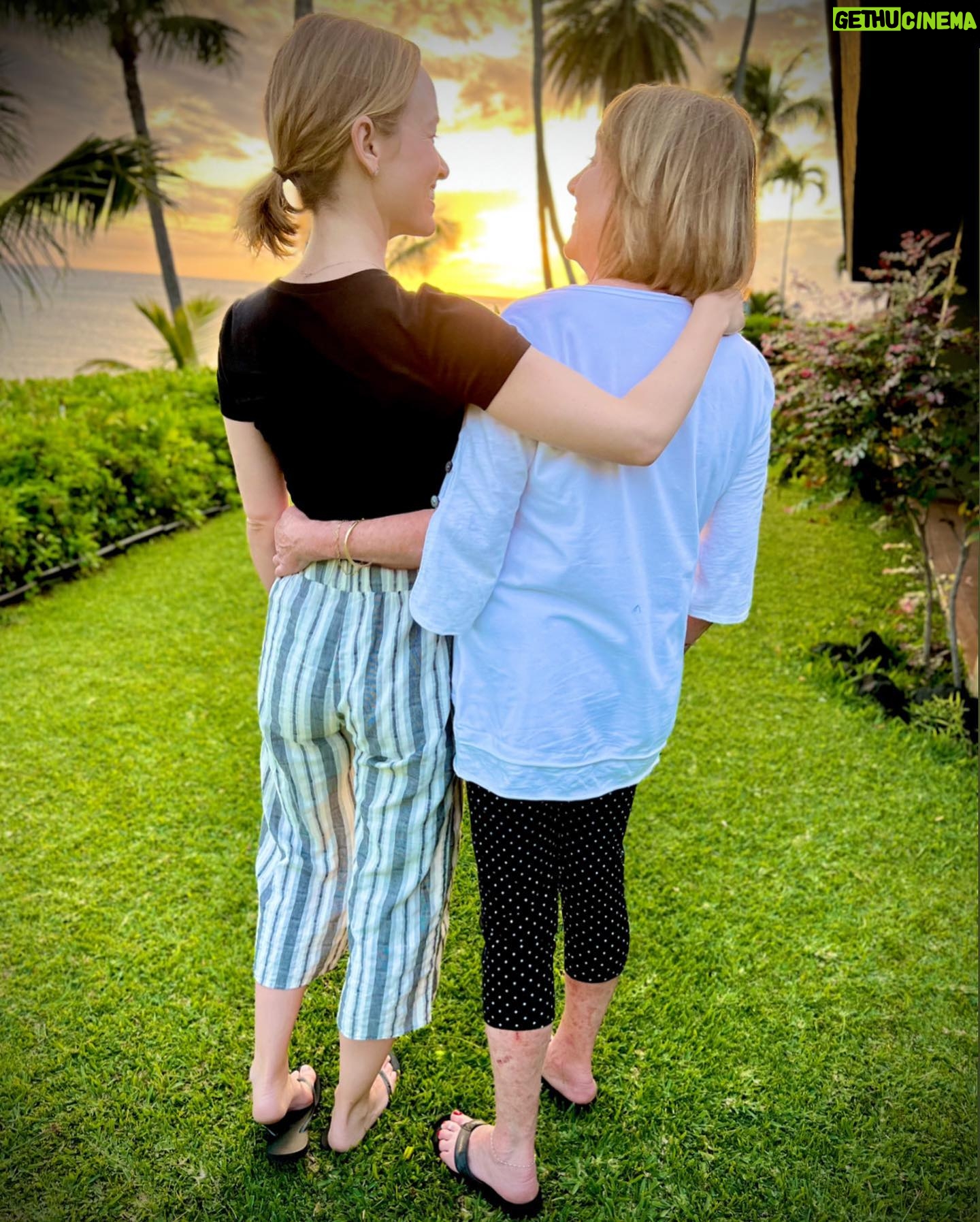 Kelley Jakle Instagram - Mama. 💥 I am grateful every single day for your beautiful, generous, thoughtful heart. ❤️