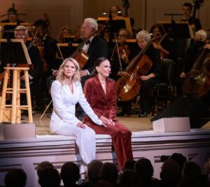 Kelli O'Hara Instagram - Tony Award winners @suttonlenore and @kelliohara joined @thenewyorkpops and @stevenreineke at Carnegie Hall for a sold-out, one-night-only program that paid tribute to another iconic duo—Julie Andrews and Carol Burnett—and their unforgettable Carnegie Hall performance in 1962. 📸: Richard Termine, Carnegie Hall Rose Archives