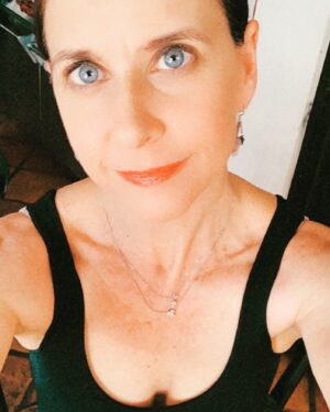 Kellie Martin Instagram - Hi. Thanks for all the birthday wishes. It brightened up my day more than you know. 💖
