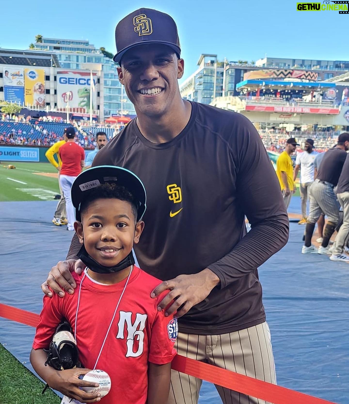 Kellie Shanygne Williams Instagram - Thank you @bell.josh19 @juansoto_25 and @machados13 for taking the time to take a picture with my son. All three players signed his hat and ball! He even made the @padres Instagram page! Thank you San Diego Padres!