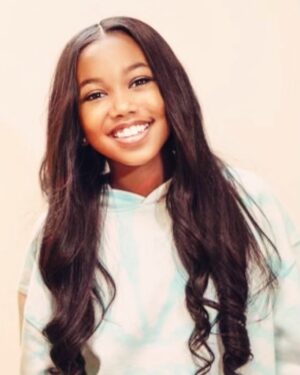Kellie Shanygne Williams Instagram - Please help me wish my sweetest girl a Happy 13th Birthday! I can’t believe I have a teenager. I love you  @iamhannahbjackson ❤️