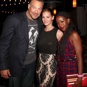 Kelly Overton Instagram - Loving life with these two 💎’s at the Variety YouTube Originals Kick-off Party.  Thank you @variety and @youtube for having us. #comiccon #sdcc #varietyyoutube #kickoffparty #vanhelsing #syfy #season3 #wildnight