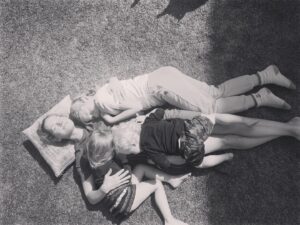 Kelly Overton Instagram - A love like this…Happy Mother’s Day!