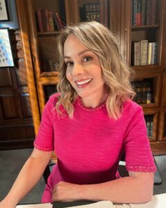 Actress Kelly Stables HD Instagram Photos and Wallpapers May 2024