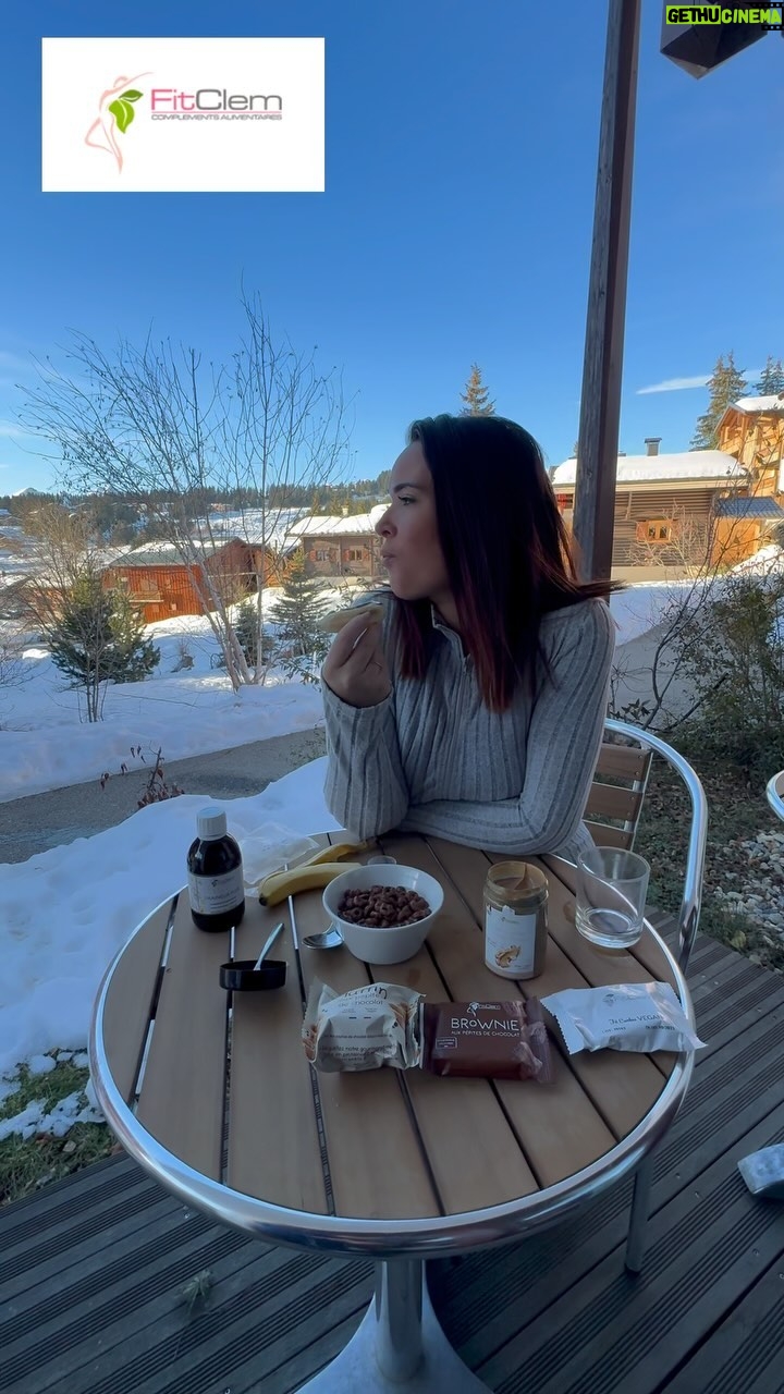 Kelly Helard Instagram - Un petit déjeuner avec @fitclemfr J’hésitais et regarde ce que j’ai choisi et toi que choisis tu ? J’ai des remise de -10% avec kelly10 ou -15% avec kelly15 des 69€ hors frais de port ! #publicite