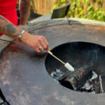 Kelly Helard Instagram – Que les barbecues brasero planta recommence…. 
Vous êtes plus quoi vous ?