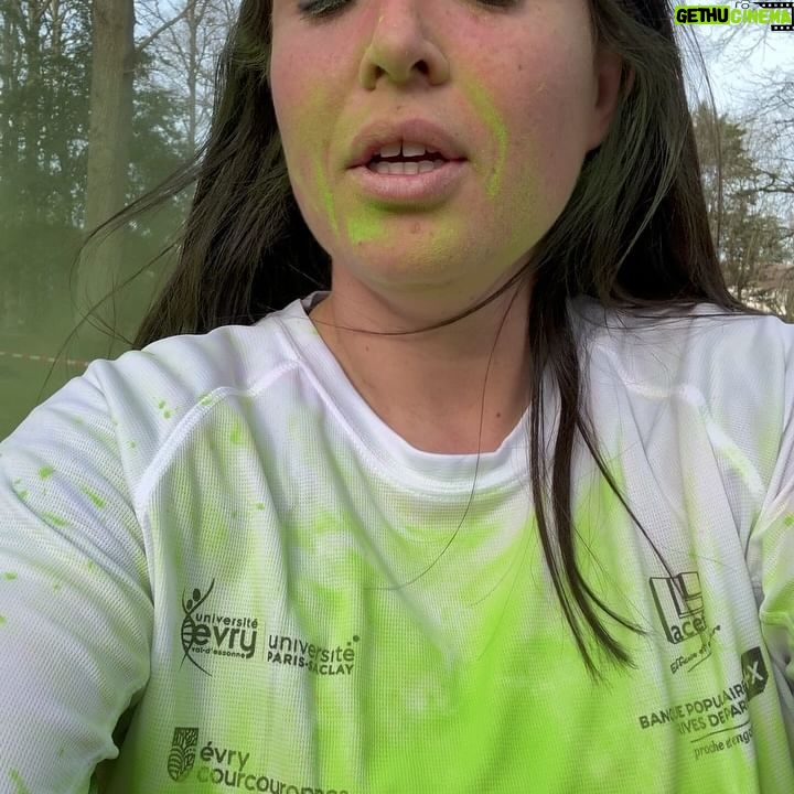 Kelly Helard - 5.4K Likes - Une Crazy color de 6km fun !!