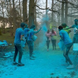 Kelly Helard Instagram - Une Crazy color de 6km fun !!