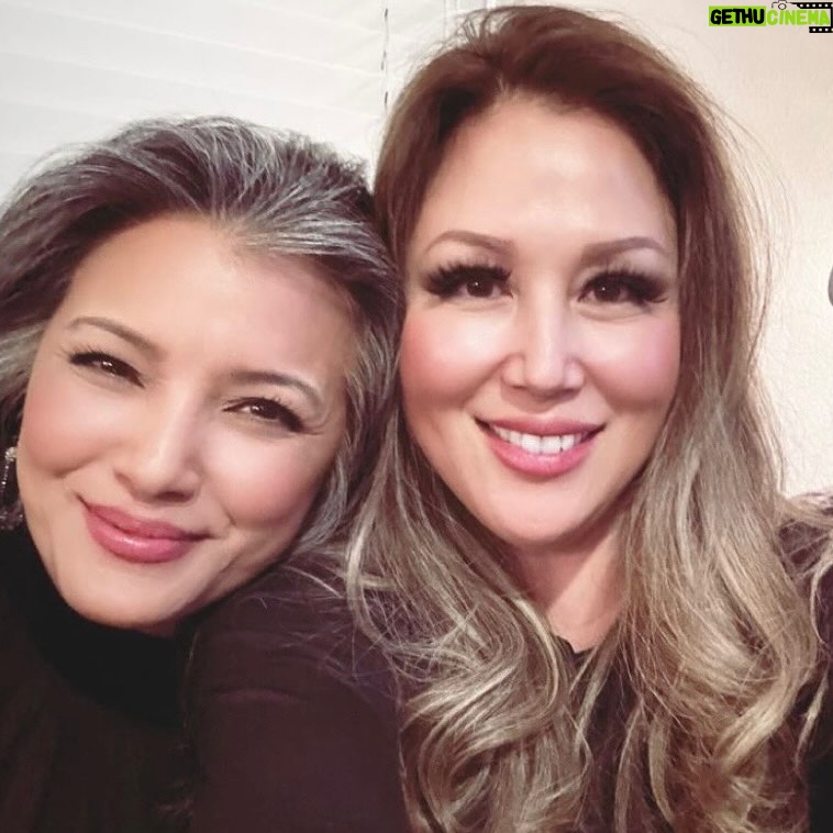 Kelly Hu Instagram - Happy Birthday to this amazing travel buddy, mom, poker pro, chef, homemaker, wing-woman, chauffeur, acting coach, personal photographer, singer, business manager, advisor, therapist, organizer, hype-woman, and best buddy! Don’t know how I could do this crazy life without you, @miss_jean_g Love you, Sis!!! ❤️❤️❤️❤️❤️