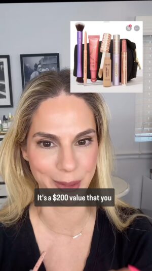 Kelly Kruger Instagram - ALL DETAILS HERE👇🏻👇🏻

**Comment TARTE! To get a link sent to your DM with all details on how to join!! 

I can’t believe I get to do this!! I have been such a longtime fan of Tarte (it was the first line I went to when I wanted to clean up my makeup before “clean beauty” was a thing, 

You wil be getting 6 of the most viral products and a makeup bag ($200 value) for basically the price of one. At the worst you’re paying for 3. It’s insane and I’m so excited that I get to give this to you! Come@hang out and chat with me. I will be on a beautiful set with Tarte makeup artists, it’s going to be so much fun!! 

Who’s coming???

#tartecosmetics #makeup #cleanbeauty #crueltyfreebeauty