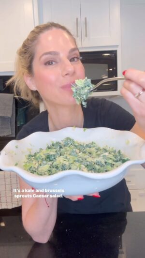 Kelly Kruger Instagram - HERE! 👇🏻 

Erewhons Kale & Brussels sprout Ceasar salad! My husband really doesn’t like kale and LOVED THIS!! 

Will u be trying it? 

Kale 
Brussels sprouts 
Parmesan 

1/2 cup mayo 
1/3 cup Parmesan 
1/4 cup olive oil oil 
1 tsp Worcestershire sauce 
Lots of lemon! 
Salt 
Pepper 
Garlic powder 
You can also add fresh garlic 🧄 

#salad #kale #easyrecipes #veggies #recipeshare #healthyfood #eeeeats #feedfeed #buzzfeedfoods #ceasarsalad #homecooked