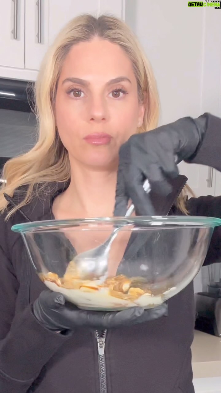 Kelly Kruger Instagram - The BEST turkey burger Ever!!! None of us ate this with a bun but feel free to. U can also wrap in lettuce or top with cheese and veggies like I did. So so good! Tried to be entirely unenthusiastic about this but I just don’t think it’s in my nature… 🤣 Burgers: 1 pound 93% lean ground turkey but I use 98% because I don’t like the texture of 93% 1 tablespoon mayonnaise 1 tablespoon Dijon mustard 1 teaspoon Worcestershire sauce 3 garlic cloves, minced 1 teaspoon kosher salt ½ teaspoon freshly ground black pepper 2 tablespoons extra virgin olive oil I topped with havarti cheese, my chopped salad and this special sauce. Let me know if you want the special sauce recipe. Who’s making this? #burgers #turkeyburger #whatsfordinner #easymeals #recipeshare #recipe #kitchen