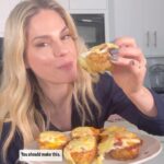 Kelly Kruger Instagram - HERE 👇🏻 If you loved my potatoe pizza bite you will LOVE LOVE these breakfast bites POTATO EGG CHEESE AND TURKEY BACON BITES These are so perfect for meal prep to get your eggs in quickly in the morning. Use whatever topping you want! MAKE THEM: Boil mini potatoes til fork tender in salted water. Oil a muffin tin Add the potatoes to the tin and smash with the bottom of a glass. Season the potatoes here for extra flavor then add your egg and toppings Bake at 350 til cheese is melted and potatoes are as crispy as you’d like them. I did about 25 minutes Let me know what you think! #potaoes #eggs #mealprep #eggbites #eeeats #comfortfood #crispypotatoes #feedfeed #buzzfeedfood #yum