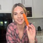 Kelly Kruger Instagram – These pickled carrots don’t last more than 24 hours in my house!! The kids love them, we love them. I especially love them because they help w my chip problem 🤣 They’re healthy, crunchy and delicious!
What veggies would you pickle?
Veggie of choice
– 2 cups white vinegar
– 2 cups water
– 1/4 cup sugar I used maple sugar
– 2 tablespoons salt
– 4 cloves garlic, peeled and smashed
– 2 teaspoons mustard seeds
– 2 teaspoons dill seeds
– 1 teaspoon black peppercorns
– 1/2 teaspoon red pepper flakes (optional)
#pickles #carrots #snack #veggies #easyrecipe #recipeshare #pickledcarrots #pickledveggies #salty #crunchy