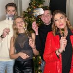 Kelly Pfaff Instagram - Fijne jaarwisseling iedereen 😘 🥂 #2024
