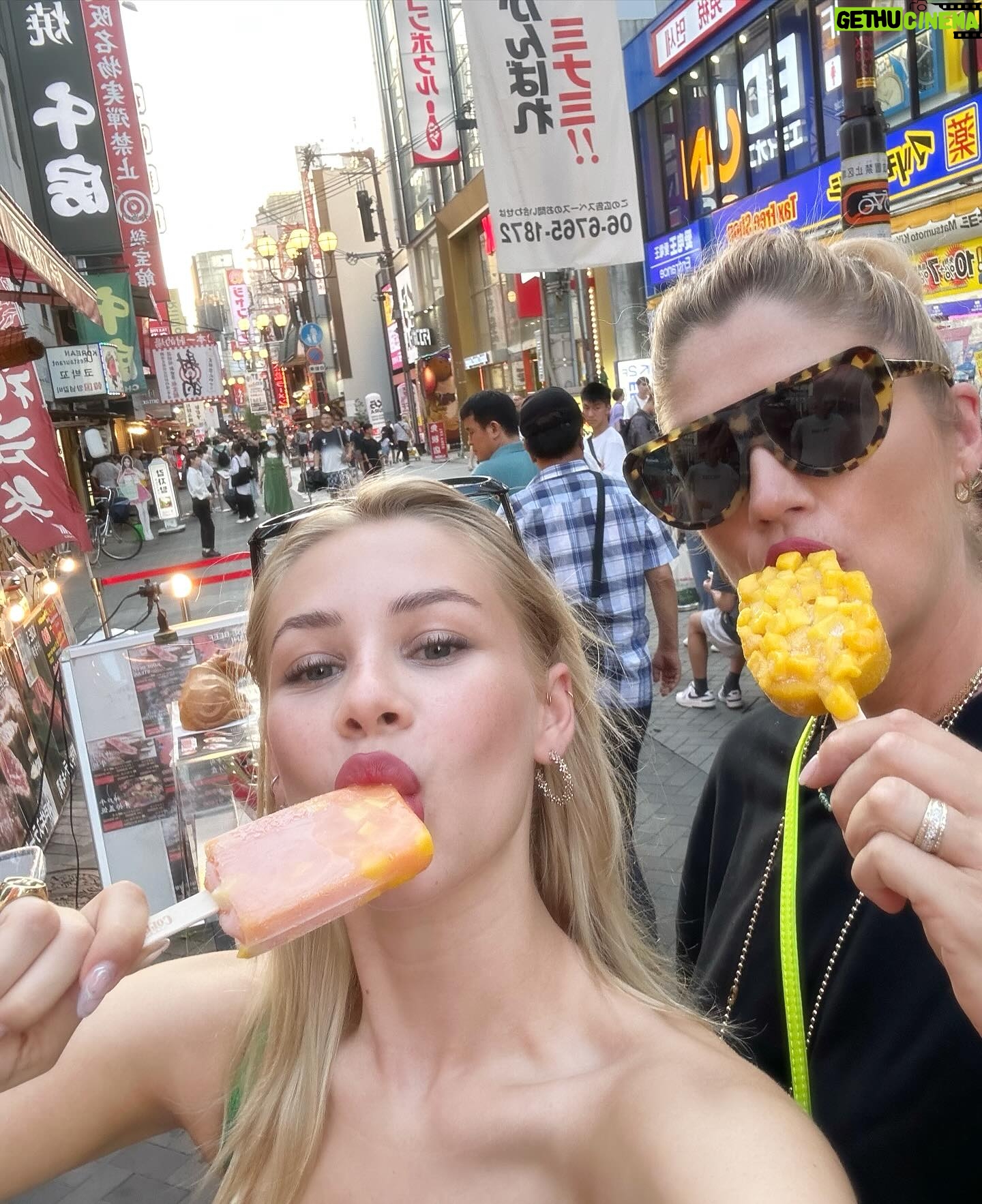 Kelly Pfaff Instagram - Photo Dump 🇯🇵 op Vtm2 om 21:45 #expeditiegoorisjapan🇯🇵