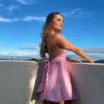 Kelly Sweeney Instagram - i don’t know about you, but I’m feeling