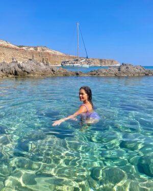 Kelly Thiebaud Instagram - Landscapes part 1: Milos, Greece. In my early 20’s I lived in Athens trying to make it as a model. I dreamed of going to the Greek Islands but was way too broke to even eat, so it never happened. Almost 20 years later, I made it! It’s more beautiful than I was expecting. A place I will hopefully be able to visit often. ✨🇬🇷 #islanddreams #milosisland