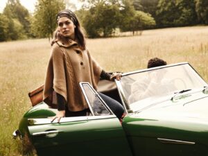 Kelly Thiebaud Instagram - Back in my modelling days, I regularly worked for a fantastic company, which sadly I don’t think is around anymore, with such a fun group of people. We went to amazing locations and just honestly had the best time! Here are some of my favorite pictures from our work together. #tbt #McGregor #model #travel #whenworkisfun