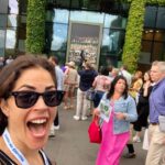 Kelly Thiebaud Instagram - My first Wimbledon… 🤗 happy girl! #tennisdreamscomingtrue thank you @pimmsgb @wimbledon #madisonkeys #arynasabalenka #chriseubanks #daniimedvedev #quarterfinals