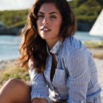Kelly Thiebaud Instagram - Back in my modelling days, I regularly worked for a fantastic company, which sadly I don’t think is around anymore, with such a fun group of people. We went to amazing locations and just honestly had the best time! Here are some of my favorite pictures from our work together. #tbt #McGregor #model #travel #whenworkisfun