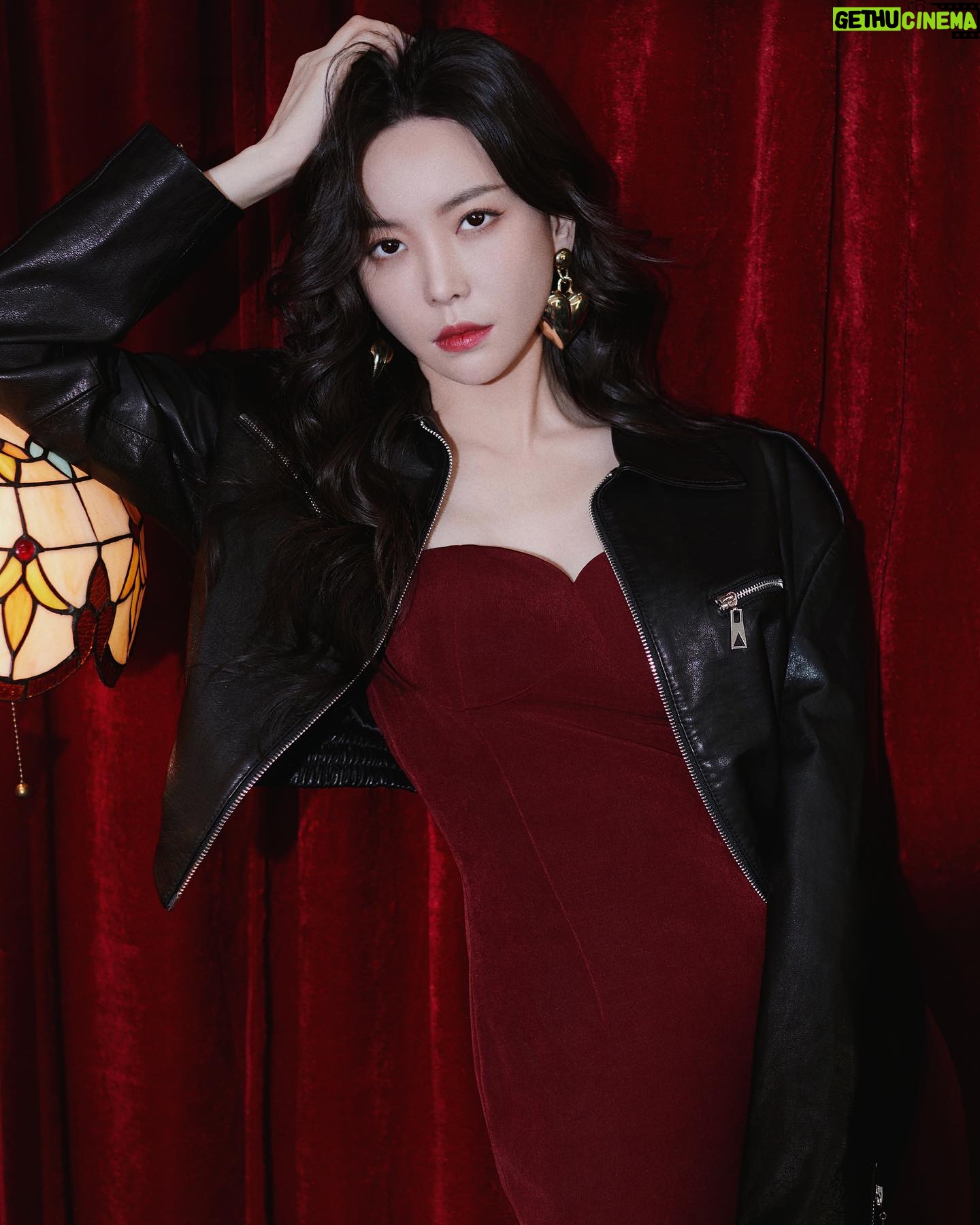 Kelly Yu Instagram - Welcome to my retro party💃