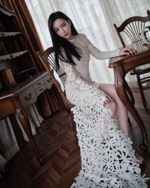 Kelly Yu Instagram - 微博之夜