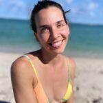 Kendra Santacruz Instagram - Un día de playa 🌊😎🌴 #Miamibeach