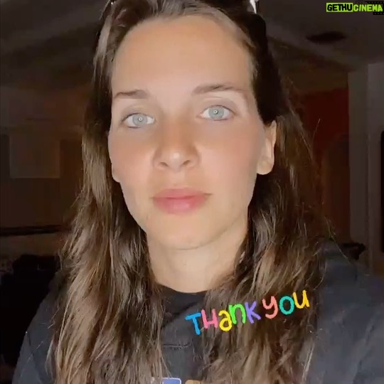 Kendra Santacruz Instagram - Ayer termino nuevamente #BajoElMismoCielo y no tengo más que agradecimiento hacia ustedes por sus mensajes tan lindos 🙏🏼🙏🏼🙏🏼💜 Me transportan a una aventura que disfrute muchísimo ! Un proyecto increíble con grandes compañeros !