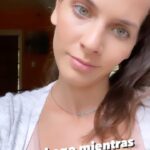 Kendra Santacruz Instagram - Para quienes me preguntan, que ando haciendo ahorita que no estoy en pantalla Chequen aquí 👉🏼😄🐾💜