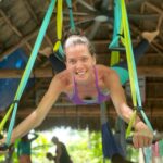 Kendra Santacruz Instagram - 1 mes practicando #aerialyoga y soy muy feliz!!! Thank you Laurent for your amazing classes 💜 @earth_air_body . #behappy #loveyourself #dowhatyoulove