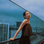 Kendra Sow Instagram – 八度空间20周年把大家都聚在一起了🥰
@8tvmalaysia happy birthday!

Wearing @versace @swarovski 
Styled by @harryyeok 
Makeup @raeseok @plikamakeup 
Hairdo @juuu.ko