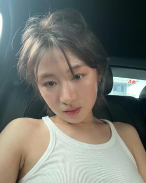 Kendra Sow Instagram - 阳光音乐美食美景美女😝