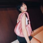 Kendra Sow Instagram - Feeling cute with my new TUMI ASRA bag 💗 Designed for life on-the-go, this bag effortlessly compliments my busy lifestyle✨ @tumitravel #TUMIAsra #TUMIMY