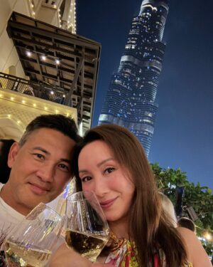 Kenix Kwok Ho-Ying Instagram - Cheers 🎅🏻🎄🌟🍾🥂❤️❤️