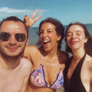Kenza Saïb Couton Instagram - JULY 🌼💛