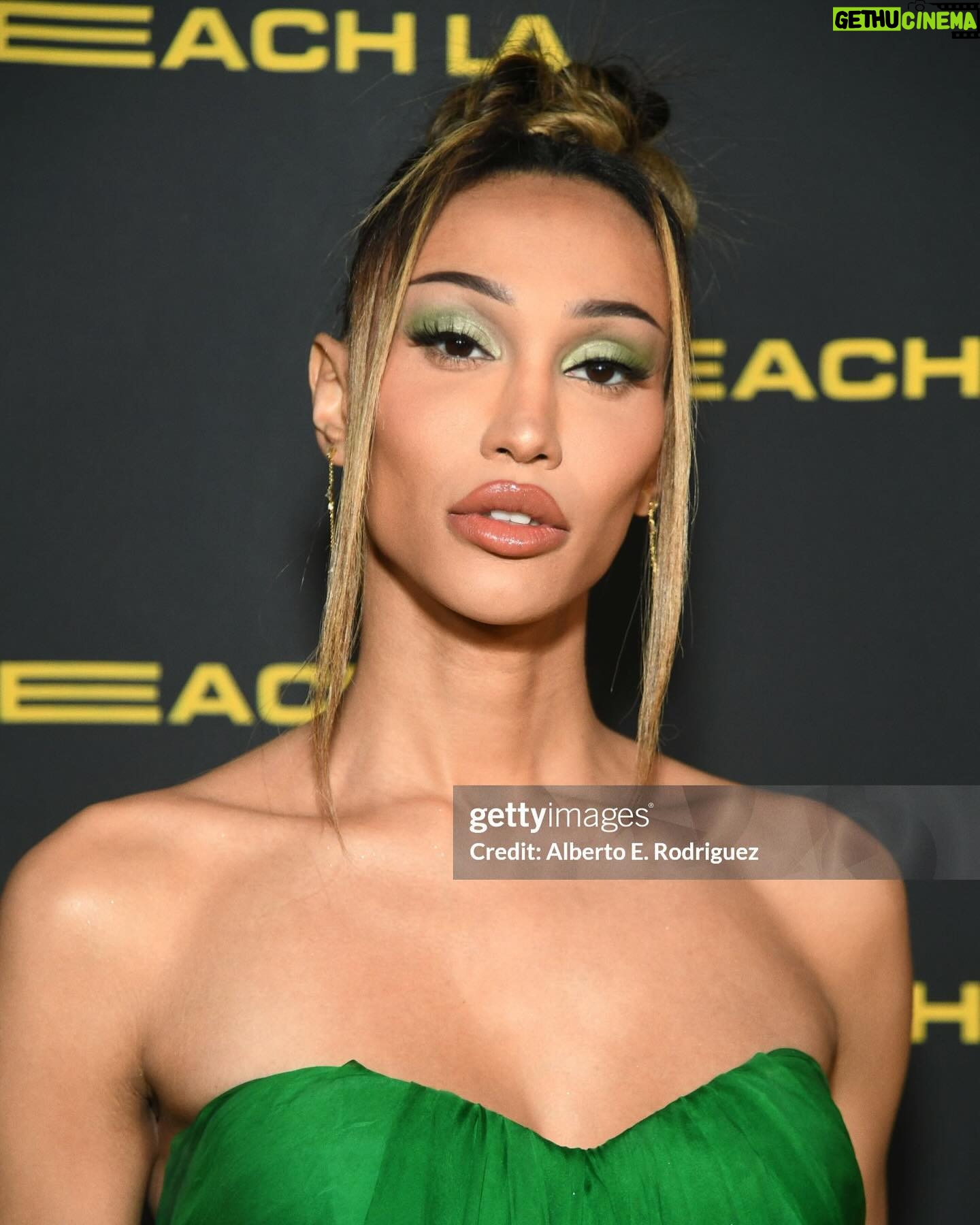 Kerri Colby Instagram - Garden Godess vibes 💚 Thank you @reach_la for all your amazing work, giving a voice, resources, and safe creative spaces for POC queer youth means that our future and current generations will be able to soar higher than ever before.