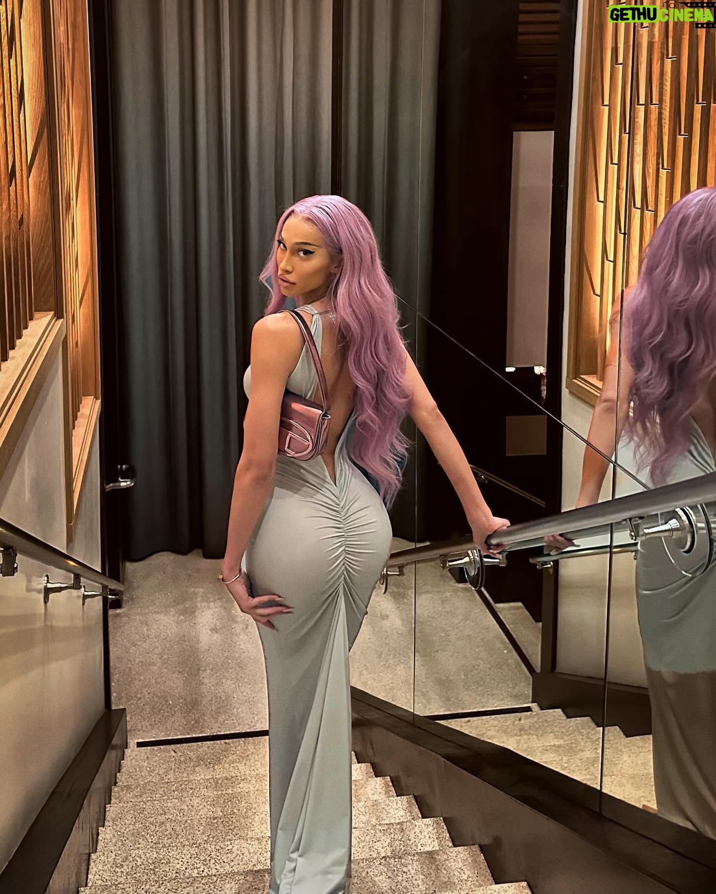 Kerri Colby - 29.9K Likes - Yes, and? 🍸💗