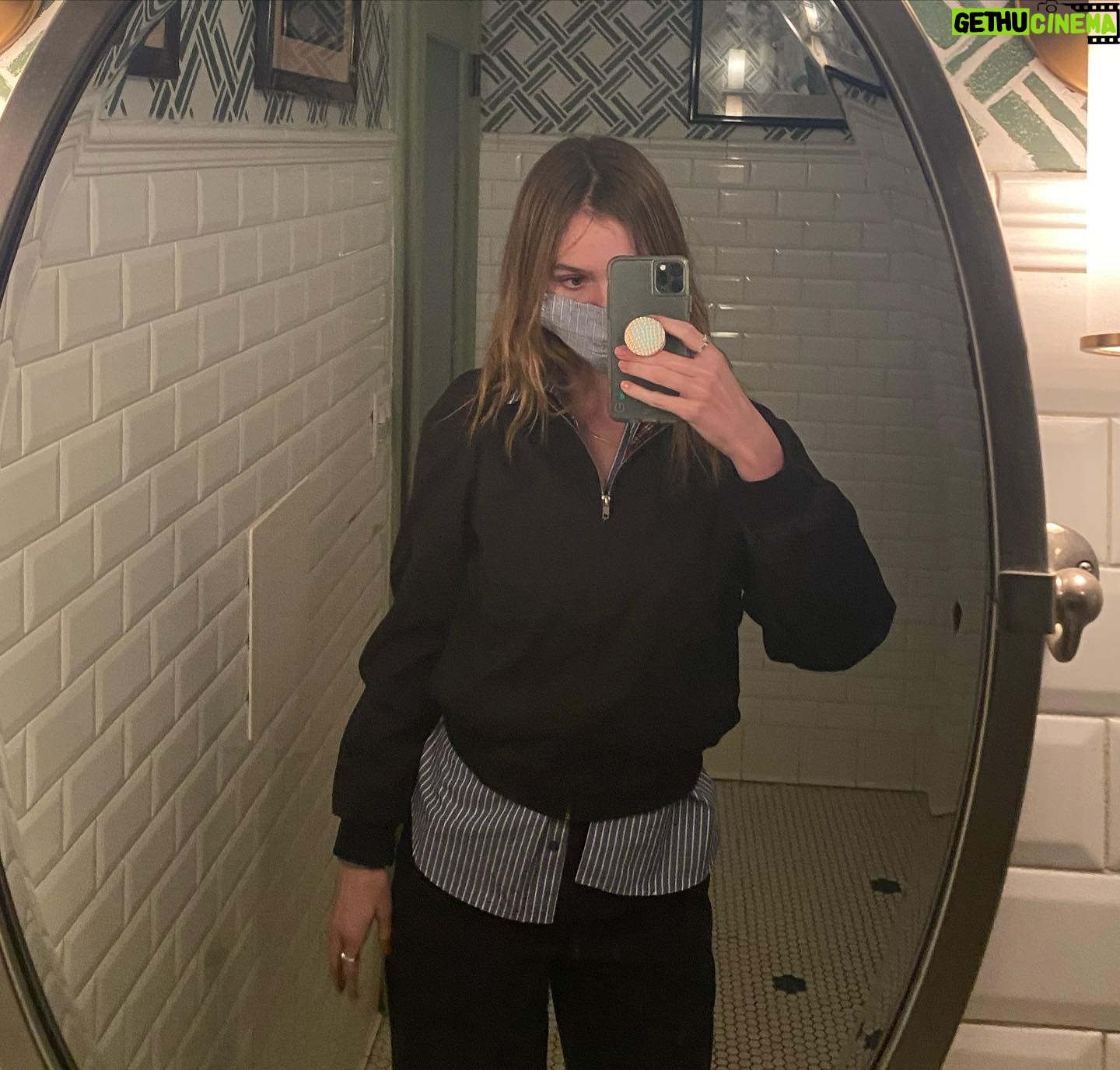 Kerris Dorsey - 1.4K Likes - this is your brain on drugs (the internet)