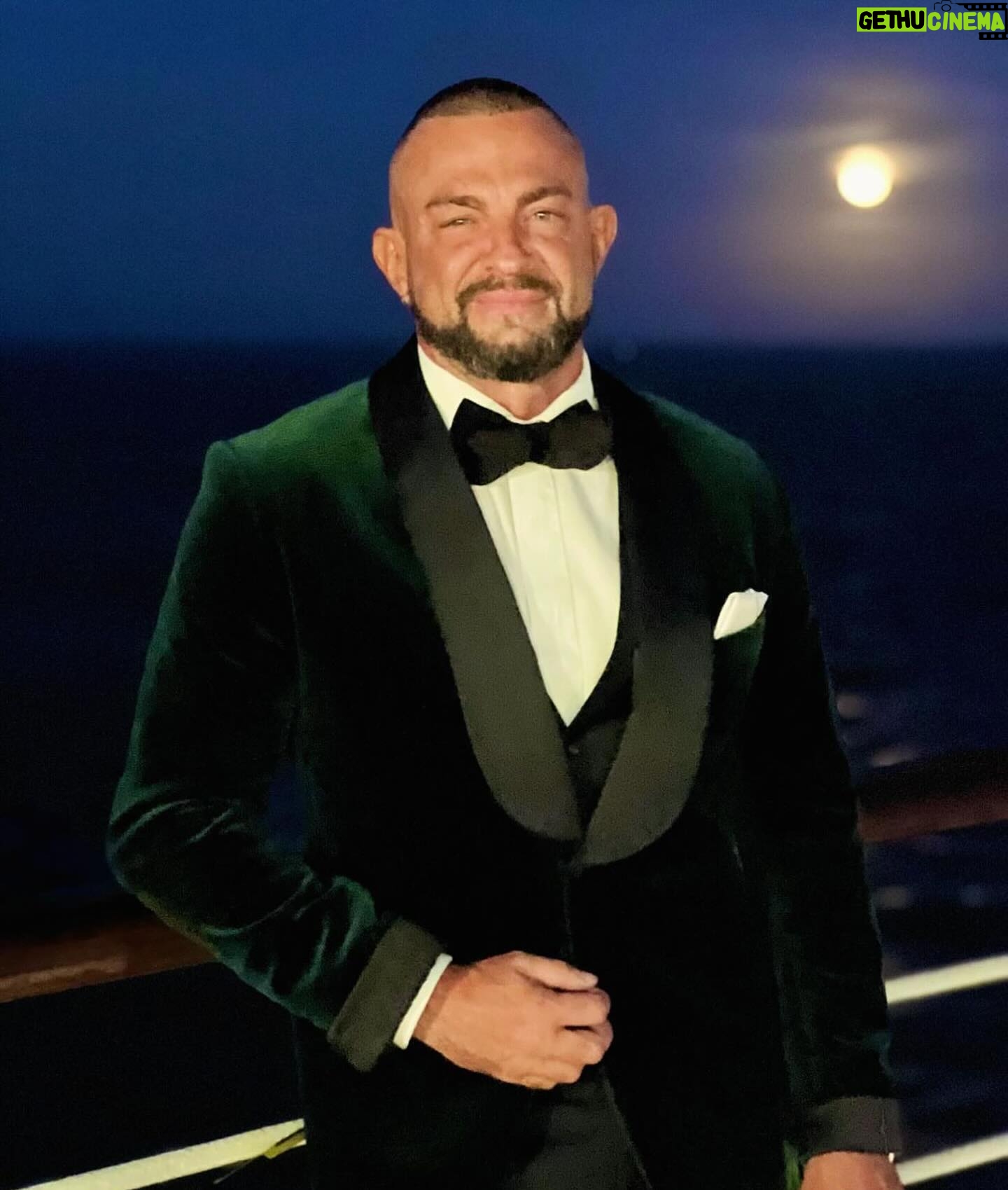 Kerry Ellis - 2.6K Likes - I am heartbroken to wake up to this news of a dear friend Robin Windsor…. Im still in shock and don’t have the words .. my beautiful friend … rest now Robin 💔💔💔💔💔💔💔💔💔💔💔💔💔💔💔💔💔💔💔💔💔💔💔💔💔💔💔💔💔💔💔💔💔